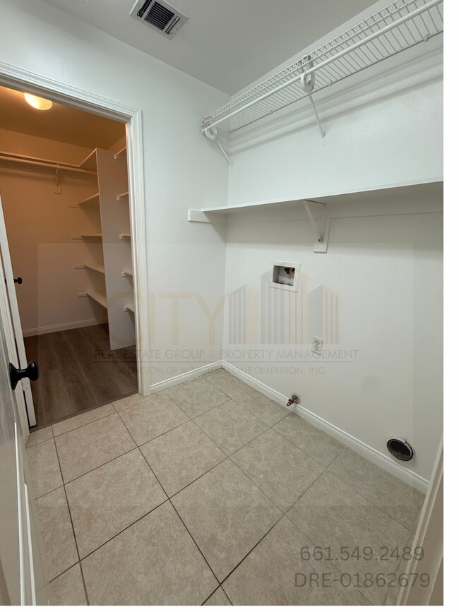 Foto del edificio - 8503 Spanish Bay Dr