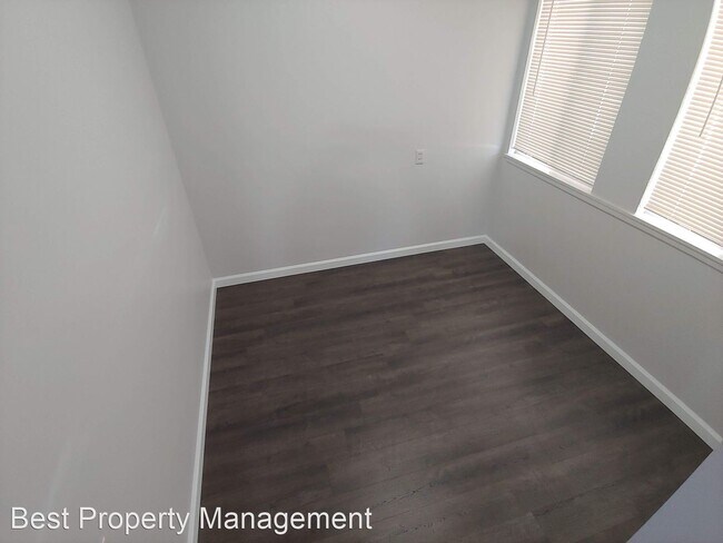 Building Photo - 1 br, 1 bath House - 4290 Laurel St #1
