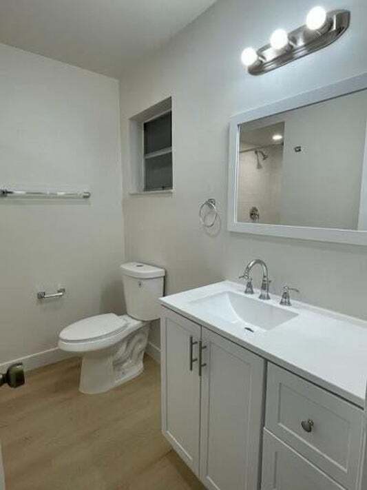 Foto del edificio - 1104 SW 24th St