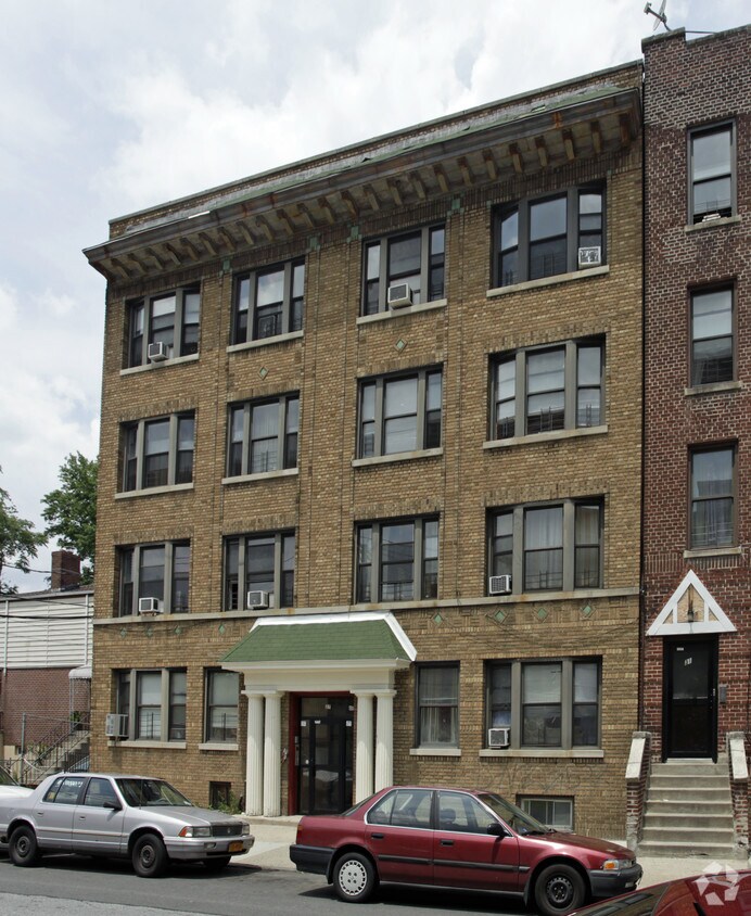 Foto del edificio - 27 Pelton St