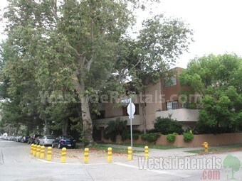Foto del edificio - 755 N Sweetzer Ave