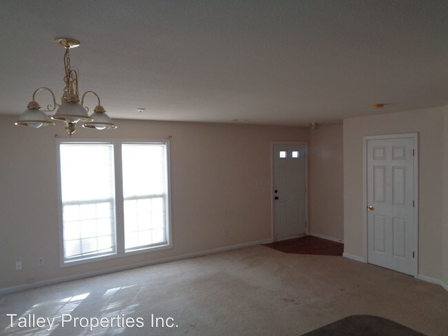 Building Photo - 1185 Triece Ln
