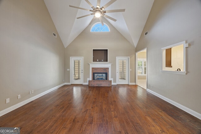 Building Photo - 307 Purple Plum Dr