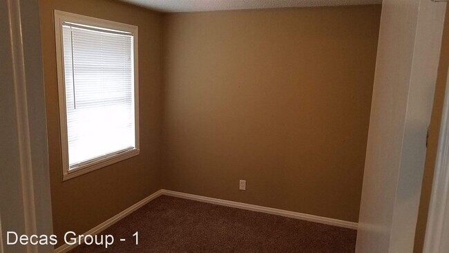 Building Photo - 3 br, 1.5 bath House - 120 20th Avenue NE