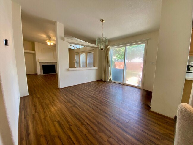 Building Photo - 10410 F Ave
