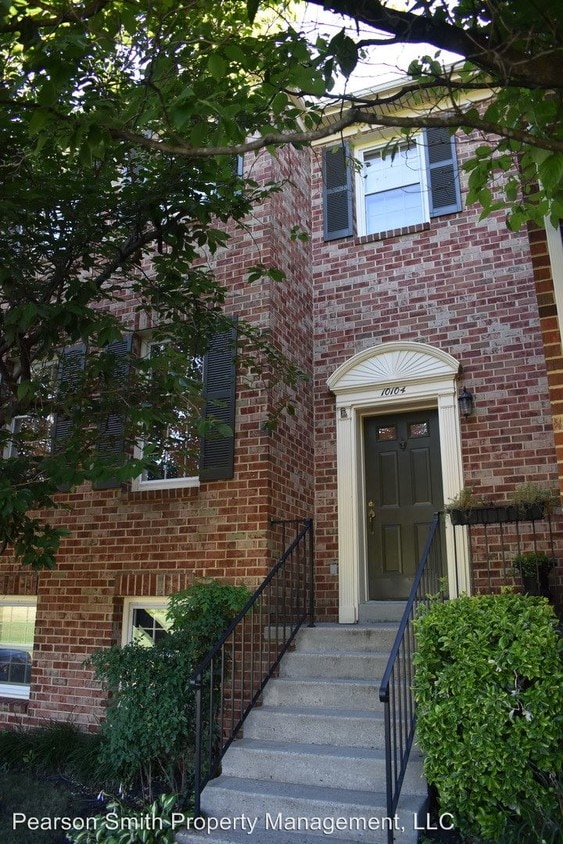 10104 Bushman Dr, Oakton, VA 22124 House Rental in Oakton, VA