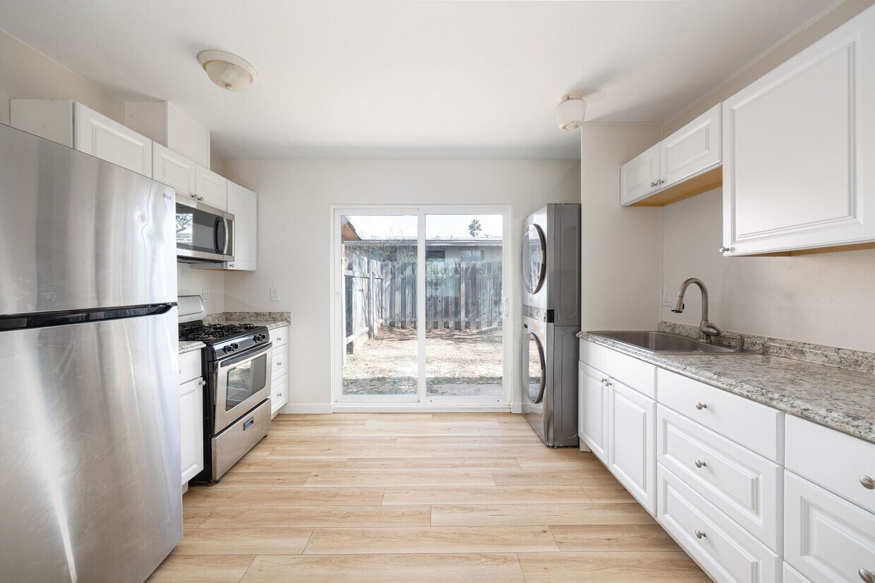 Foto principal - 767 Ball Ave