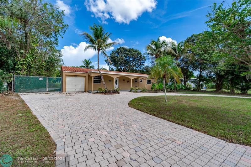 332 E Acre Dr, Plantation, FL 33317 House Rental in Plantation, FL