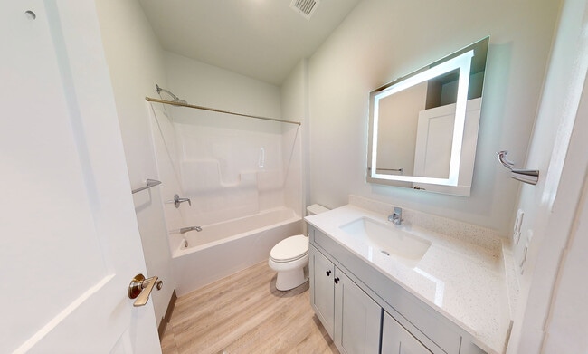 Building Photo - City Lofts