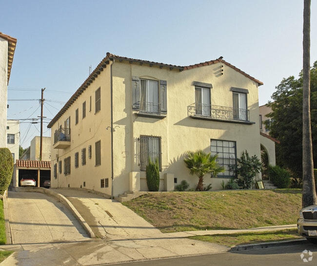 Building Photo - 1152-1158 S Bronson Ave