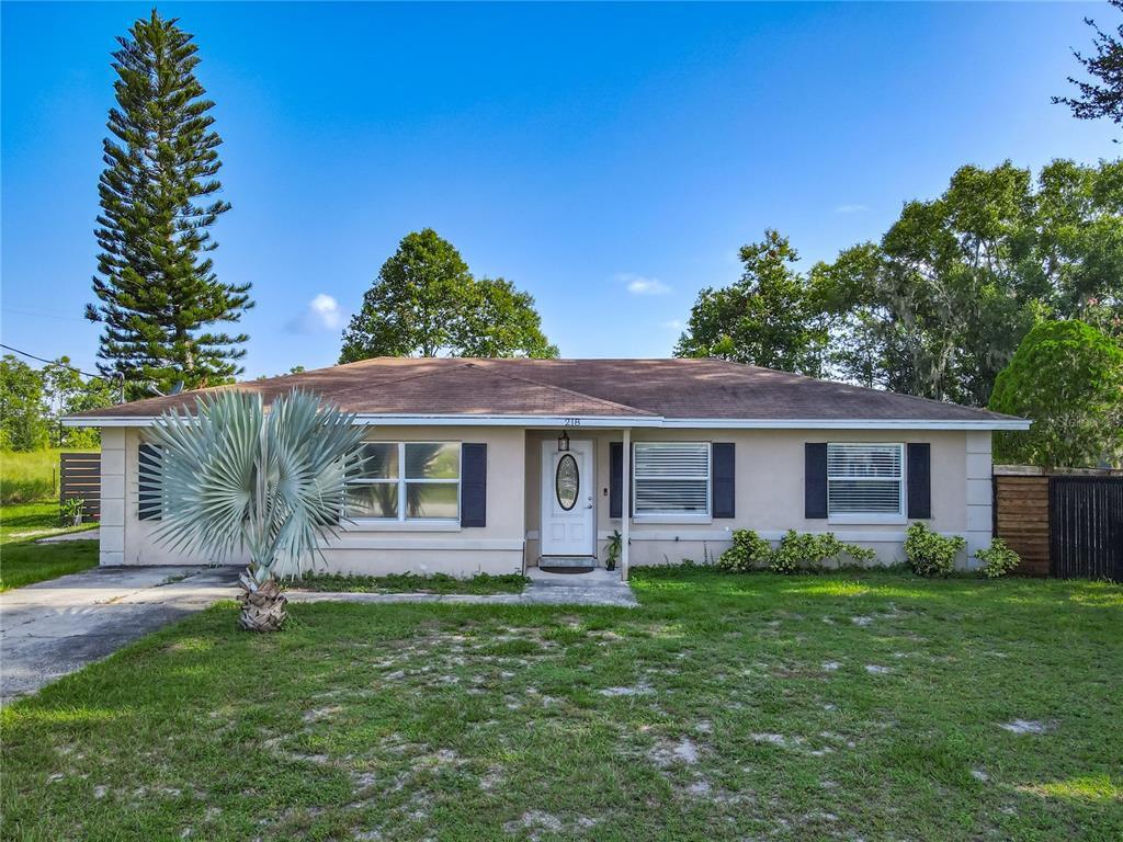 Foto principal - 218 Oakview Ave