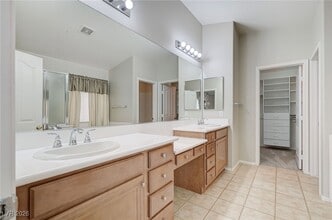 Building Photo - 9027 Edenbridge Ct