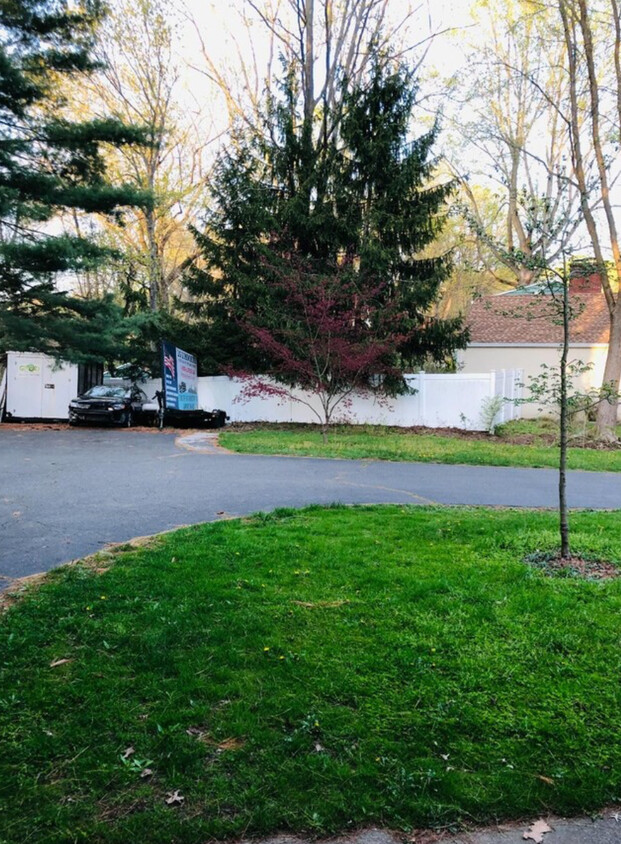 Primary Photo - 200 Sunnydale Rd