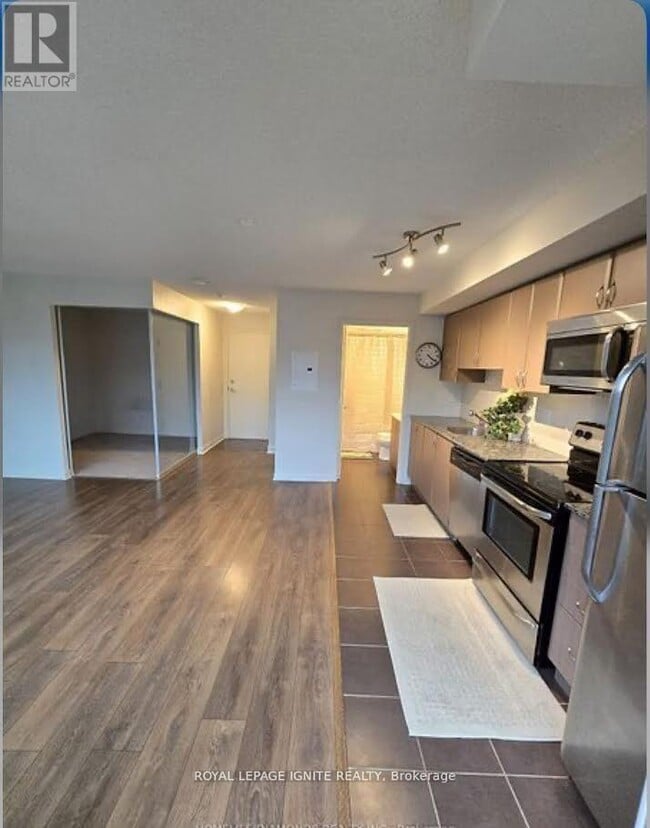 Building Photo - 525 Wilson Ave