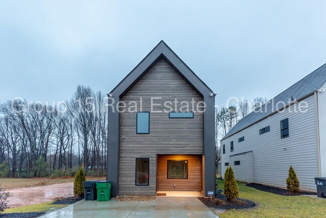 Foto del edificio - 4131 Merlane Dr