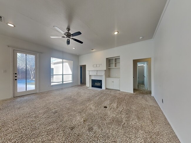 Building Photo - 1505 Court Meadow Dr