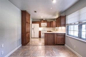 Building Photo - 9745 Long Branch Ln