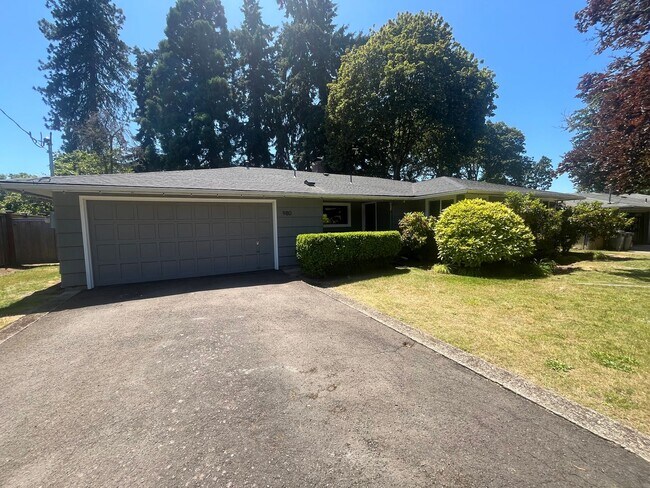Foto del edificio - 3-Bedroom 1-Bathroom home in Eugene