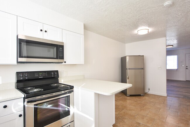 Building Photo - 1493 W 2320 S