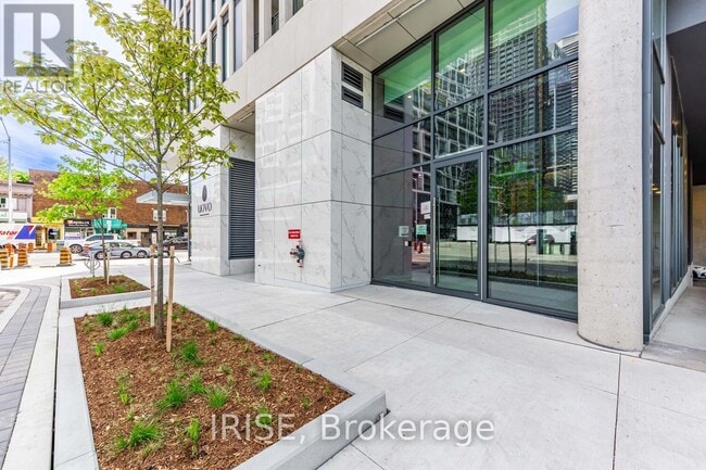 Photo du bâtiment - 1-401 Hillsdale Ave W