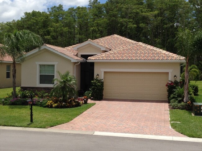4 Bed 3 Bath Single Family Home - 10510 Yorkstone Dr