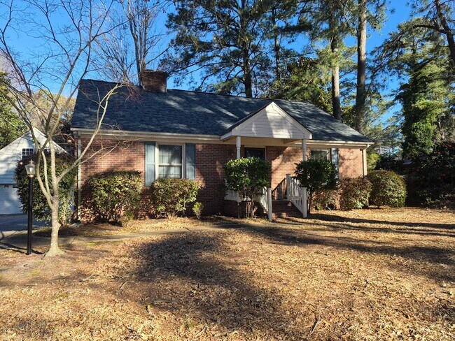 Foto del edificio - Elizabeth Manor