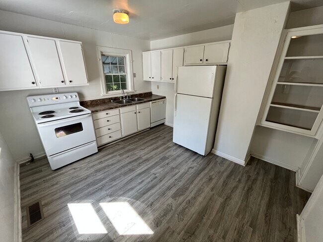 Foto del edificio - 1501 E 31st St