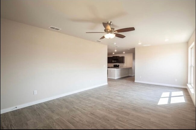 Building Photo - 2408 144th St