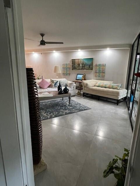 Foto del edificio - 11230 Green Lake Dr