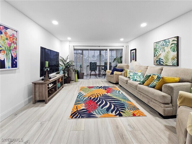 Foto del edificio - 1700 Pine Valley Dr