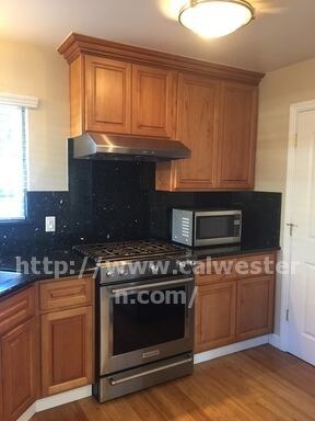 Building Photo - 928 Live Oak Dr