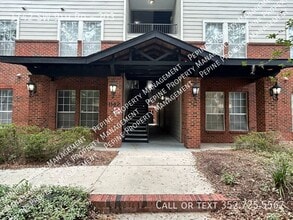 Building Photo - 1142 SW 9th Rd