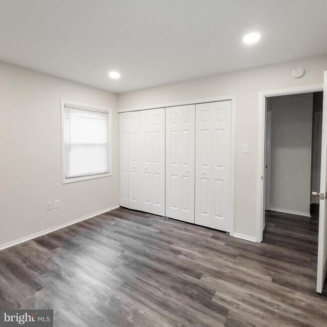 Building Photo - 12013 Maddox Ln