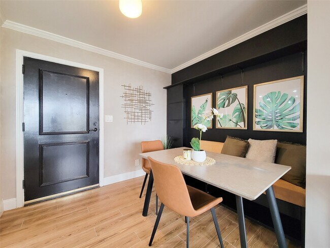 Foto del edificio - 3525 Sage Rd