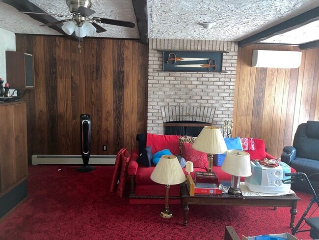 Foto del edificio - 100 Peartree Dr