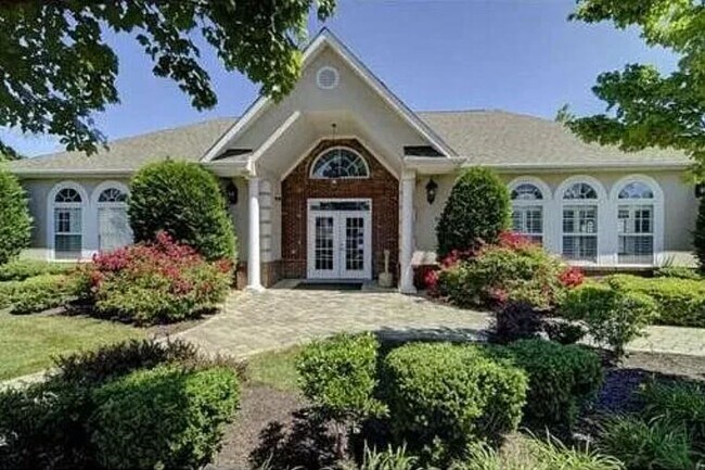 Building Photo - 189 Sunshine Dr