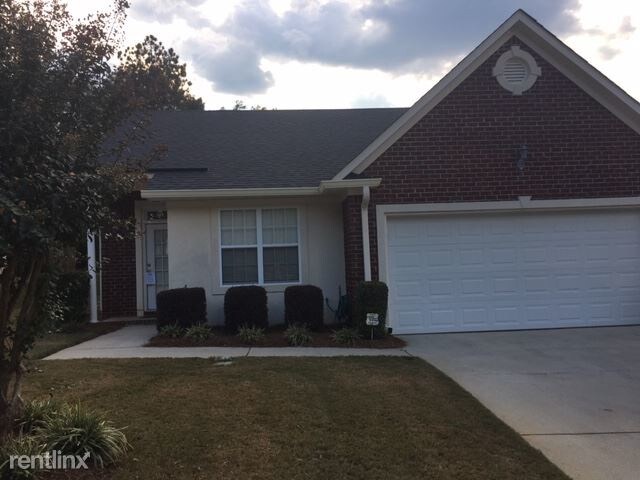 Primary Photo - 2 br, 2 bath House - 527 Cedar Rock Dr