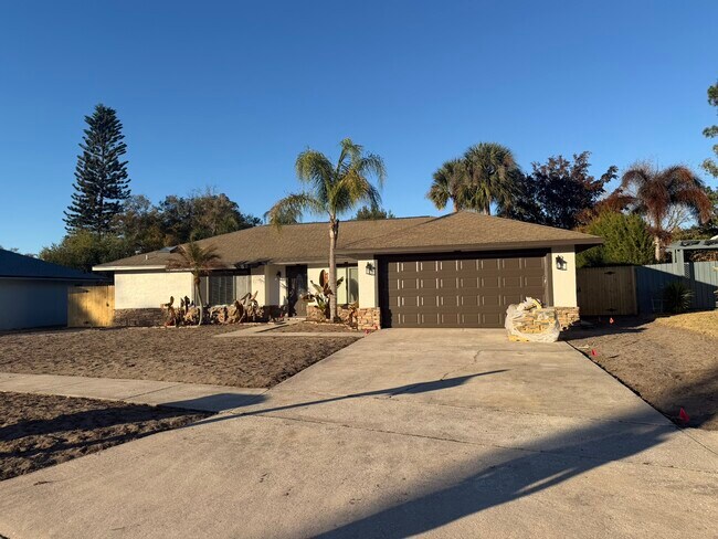 Building Photo - 8445 Indian Wells Ct