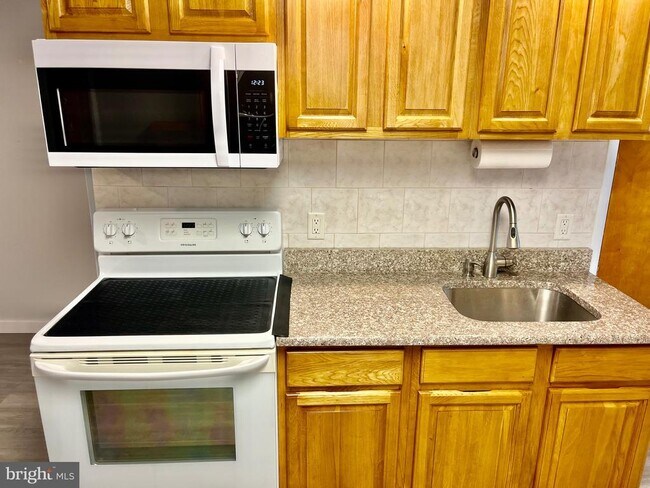 Foto del edificio - 1304 Jackson St