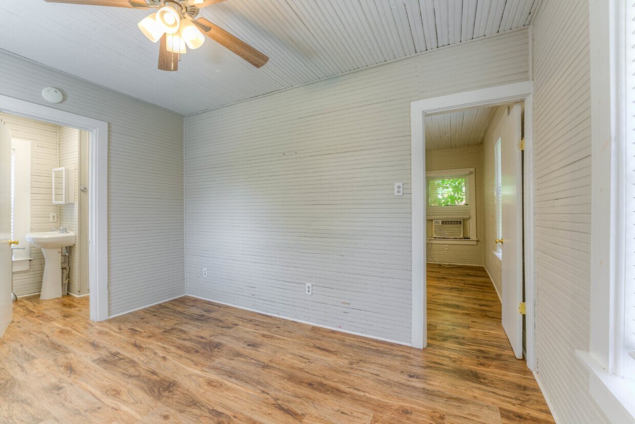 Primary Photo - "Charming 1-Bedroom with Hardwood Floors i...