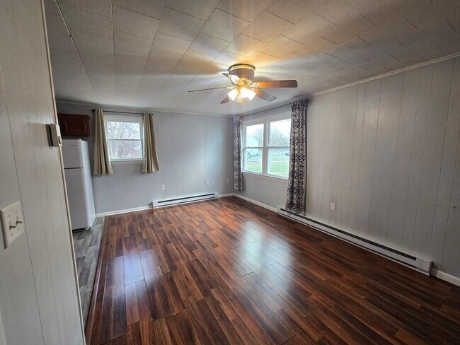 Building Photo - 331 N Seton Ave