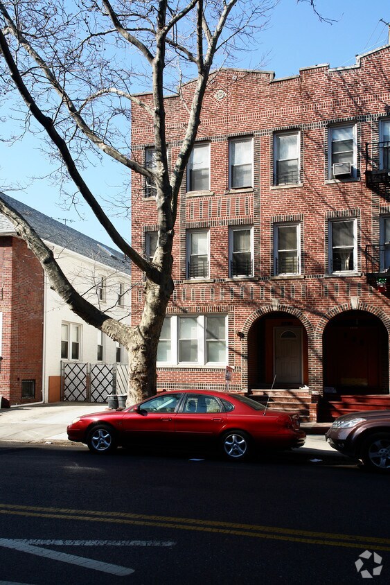 Building Photo - 6812 19th Ave