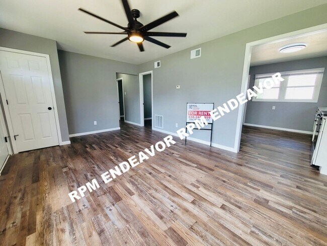 Foto del edificio - Beautifully Updated 3Bd 1BA Home!!! Won't ...