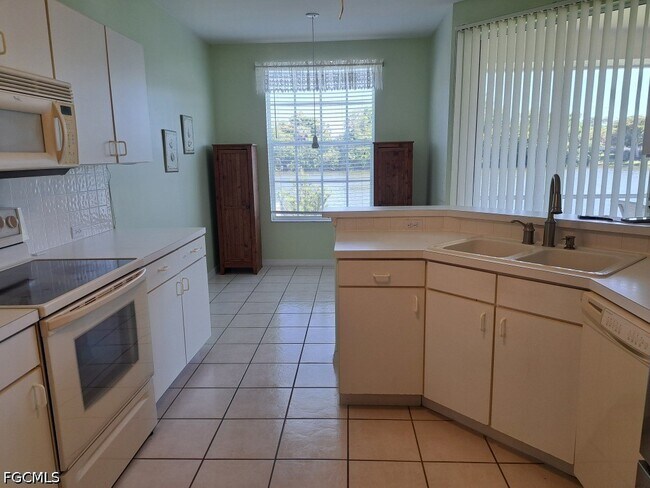 Foto del edificio - 15037 Tamarind Cay Ct