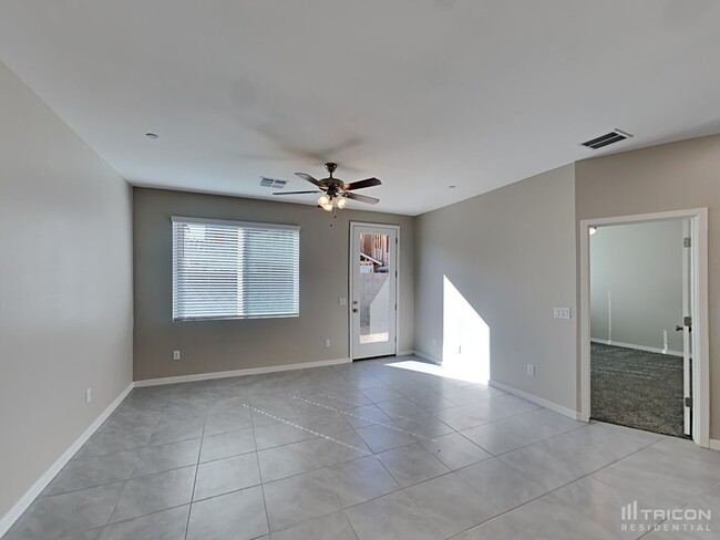 Foto del edificio - 4539 E Grandview St