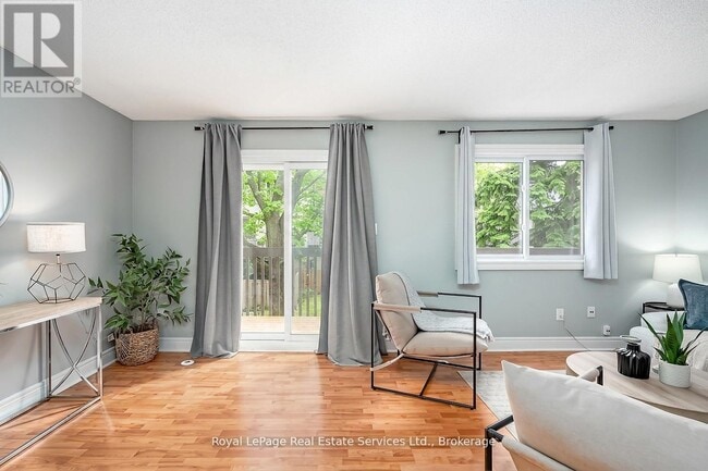 Building Photo - 2651 Aquitaine Ave