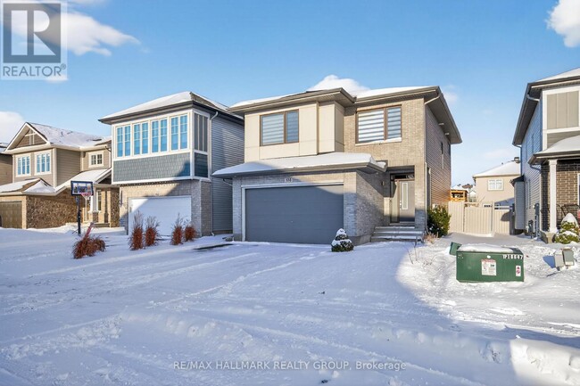 Building Photo - 535 Dressage Ave