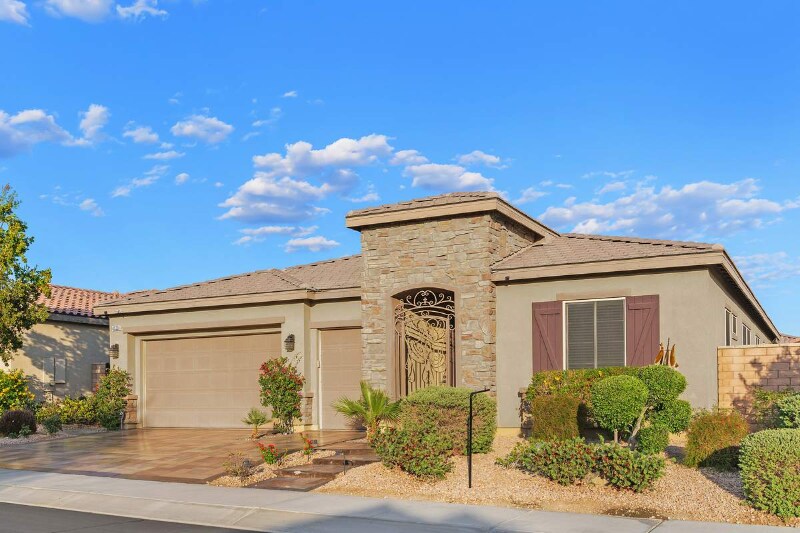 Primary Photo - 43230 La Scala Way