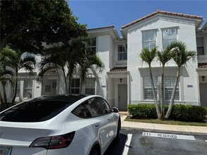 Building Photo - 15567 SW 40th St