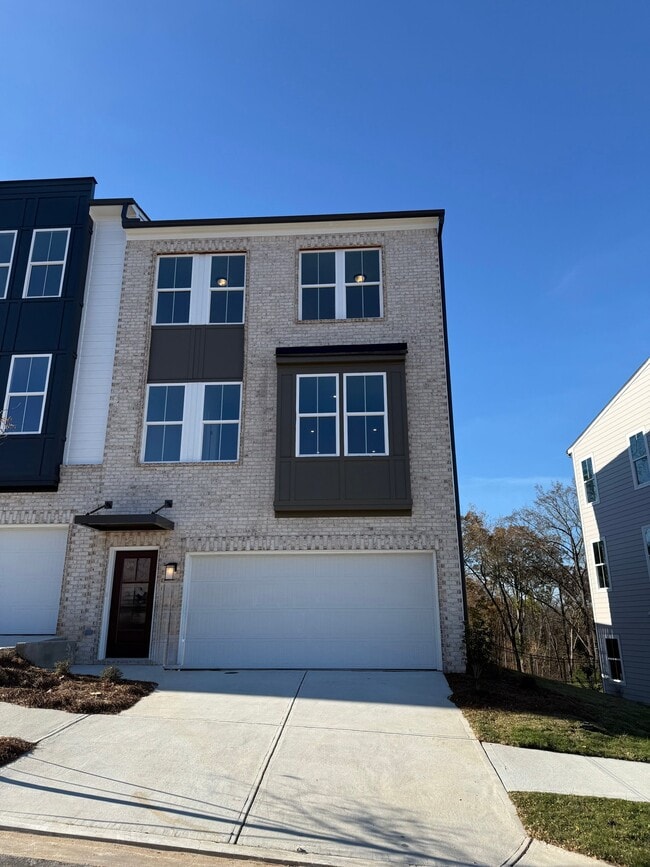 Building Photo - 1455 Creekside Cir NW